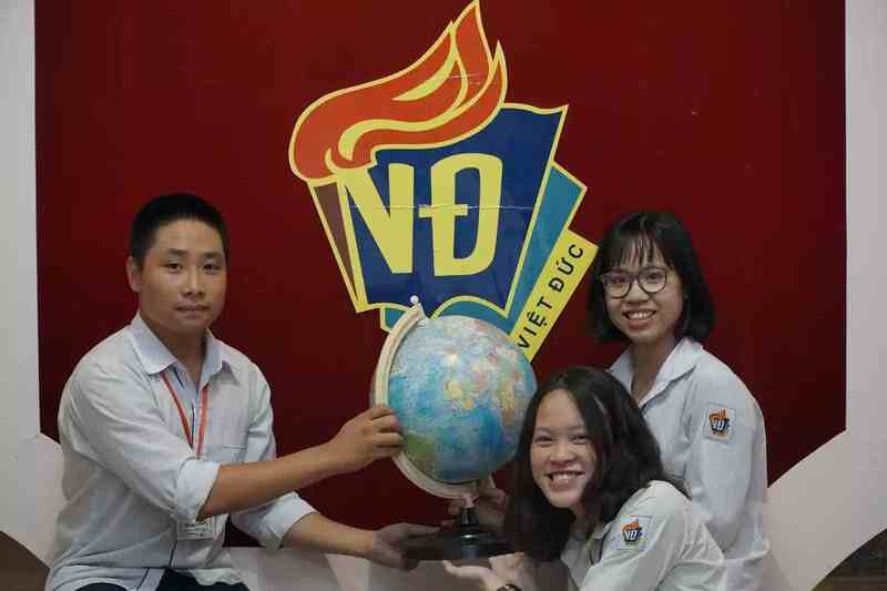 đánh giá Trường THPT Việt-Đức có tốt không